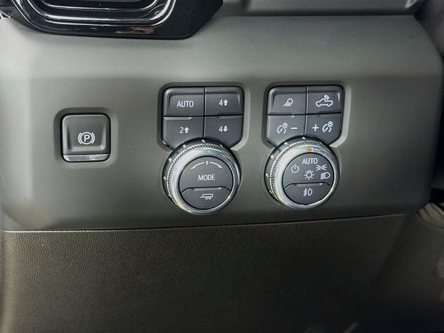 2025 GMC Sierra 2500HD AT4X
