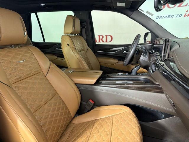 2022 Cadillac Escalade Premium Luxury