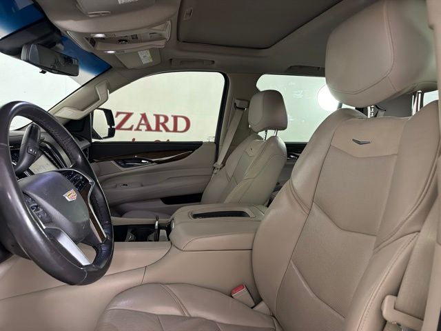 2018 Cadillac Escalade Luxury
