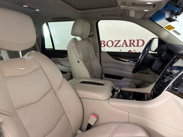 2018 Cadillac Escalade Luxury