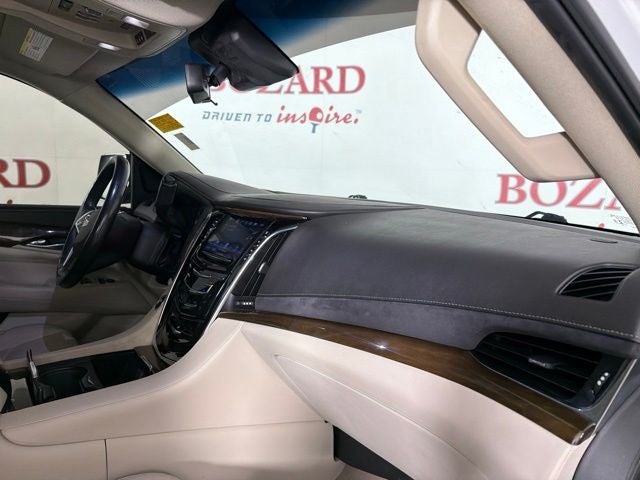 2018 Cadillac Escalade Luxury