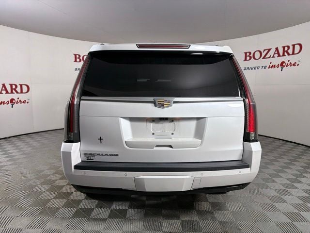 2018 Cadillac Escalade Luxury