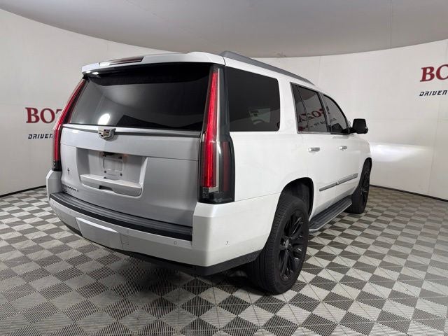 2018 Cadillac Escalade Luxury