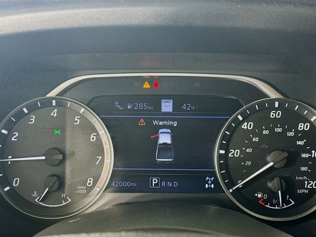 2021 Nissan Titan SV