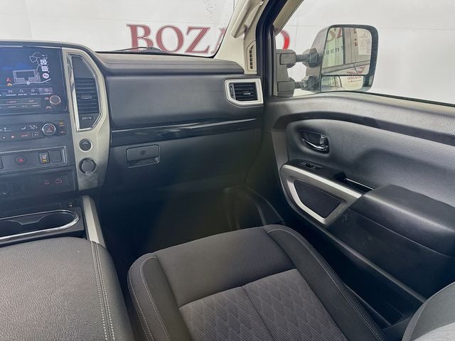 2021 Nissan Titan SV