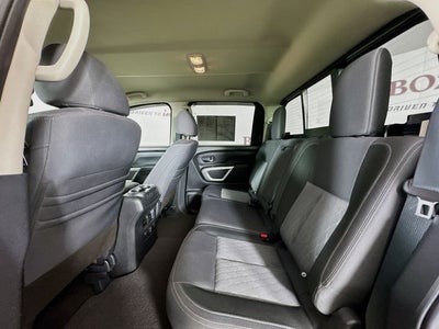 2021 Nissan Titan SV