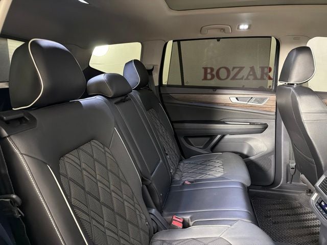 2024 Volkswagen Atlas 2.0T SEL Premium R-Line