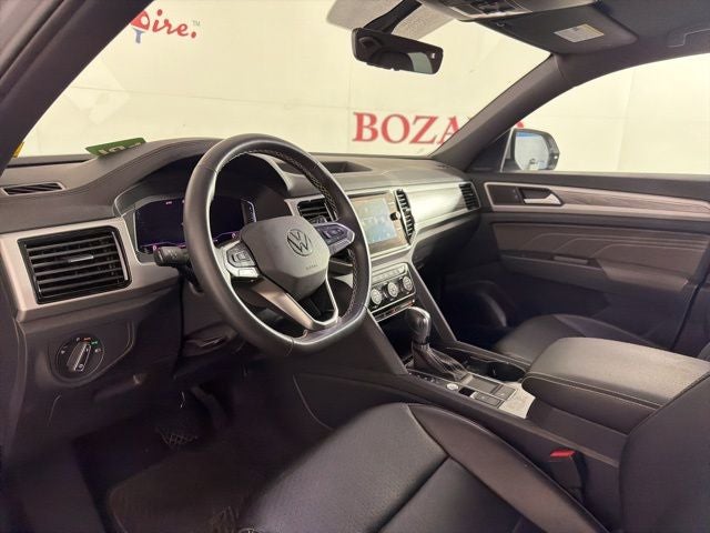 2022 Volkswagen Atlas Cross Sport 2.0T SE w/Technology