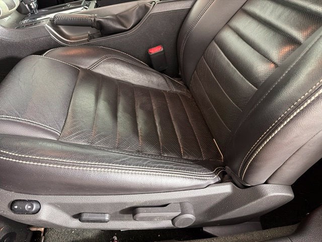 2014 Ford Mustang V6 Premium