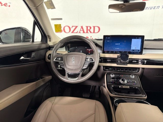 2022 Lincoln Nautilus Standard