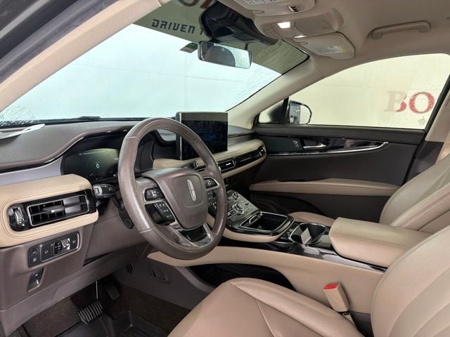 2022 Lincoln Nautilus Standard