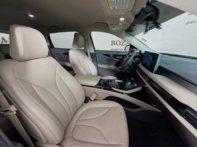 2022 Lincoln Nautilus Standard