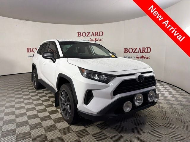 2022 Toyota RAV4 LE