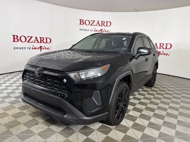 2020 Toyota RAV4 LE
