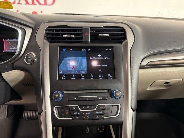 2017 Ford Fusion SE