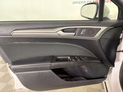 2019 Ford Fusion Hybrid SE