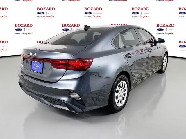 2022 Kia Forte FE