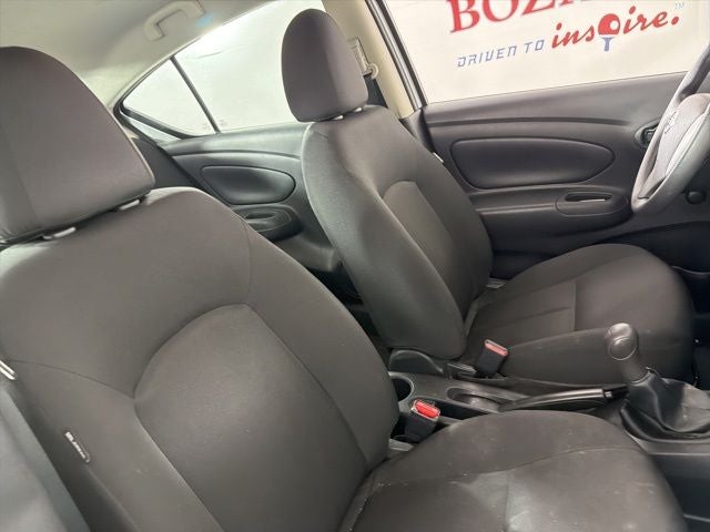 2019 Nissan Versa 1.6 S