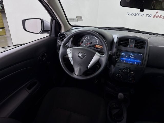 2019 Nissan Versa 1.6 S