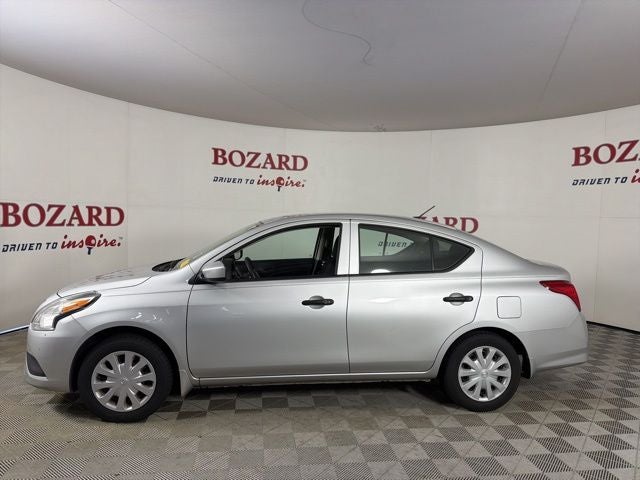 2019 Nissan Versa 1.6 S