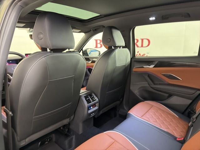 2025 Volkswagen Tiguan 2.0T SEL R-Line