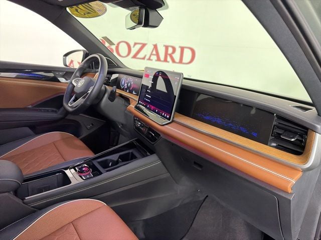 2025 Volkswagen Tiguan 2.0T SEL R-Line