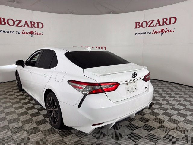 2019 Toyota Camry SE