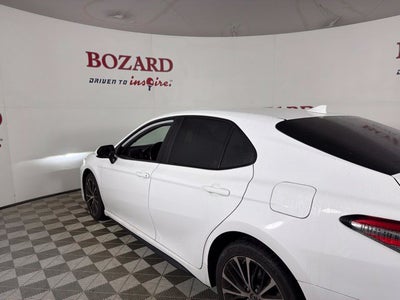 2019 Toyota Camry SE