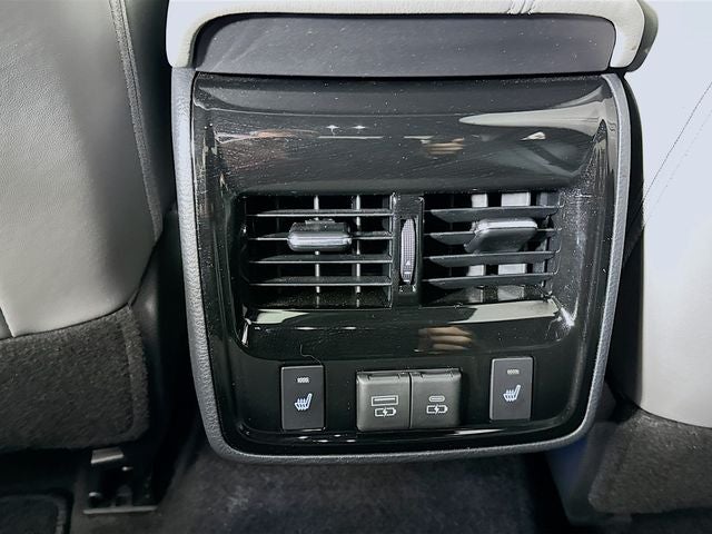 2021 Toyota Avalon Hybrid Limited