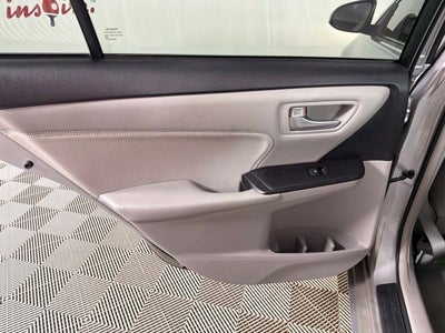 2016 Toyota Camry XLE