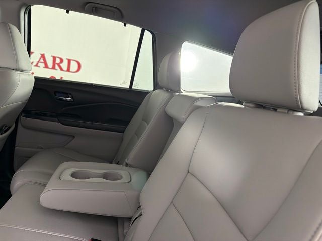 2020 Honda Pilot Touring 8 Passenger