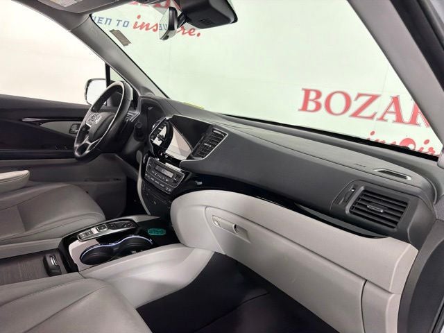 2020 Honda Pilot Touring 8 Passenger
