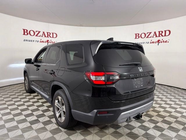 2023 Honda Pilot EX-L 8 Passenger