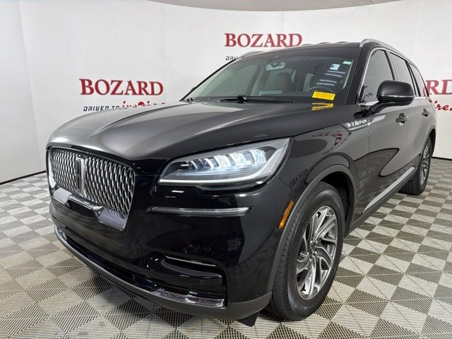 2023 Lincoln Aviator Standard