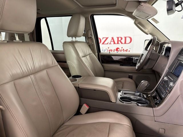 2017 Lincoln Navigator Select