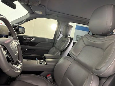 2019 Lincoln Navigator Select