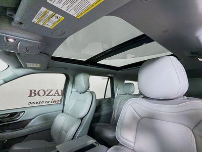 2019 Lincoln Navigator Select