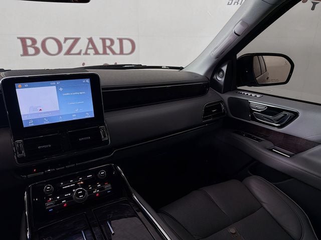 2019 Lincoln Navigator Select