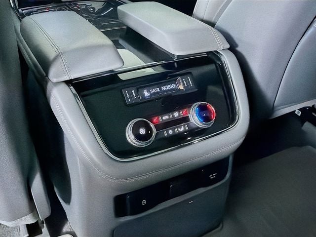 2019 Lincoln Navigator Select
