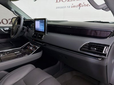 2019 Lincoln Navigator Select