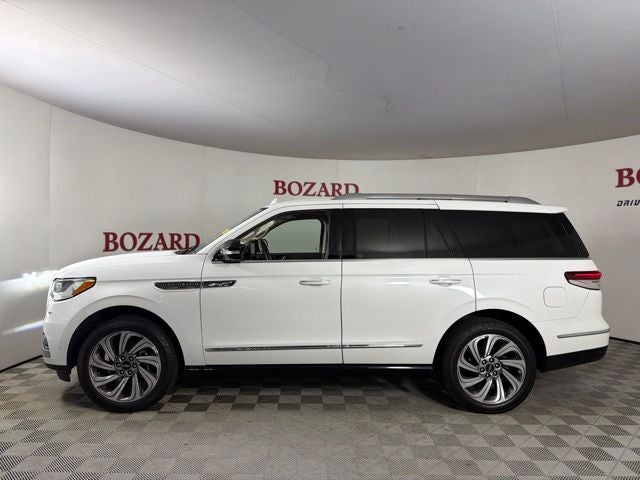 2022 Lincoln Navigator Reserve