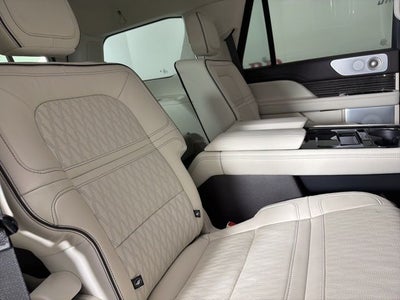 2024 Lincoln Navigator Black Label