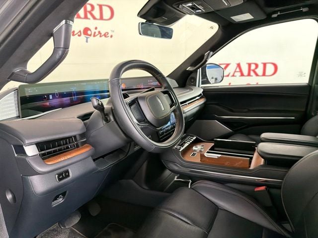 2025 Lincoln Navigator Black Label