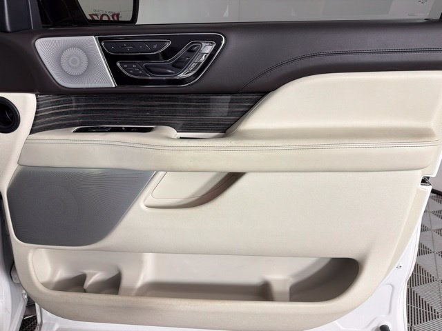 2021 Lincoln Navigator Black Label