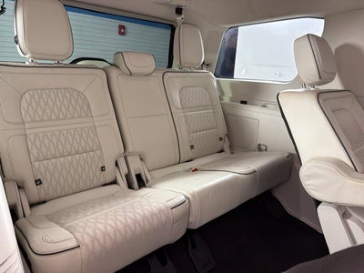 2021 Lincoln Navigator Black Label