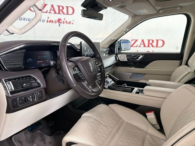 2022 Lincoln Navigator Black Label