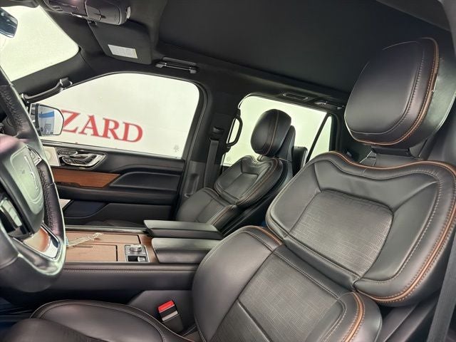 2022 Lincoln Navigator Black Label