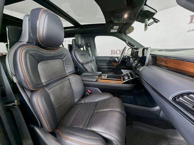2022 Lincoln Navigator Black Label