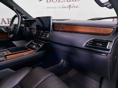 2022 Lincoln Navigator Black Label
