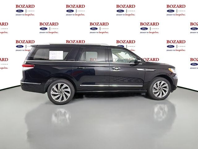 2023 Lincoln Navigator L Reserve